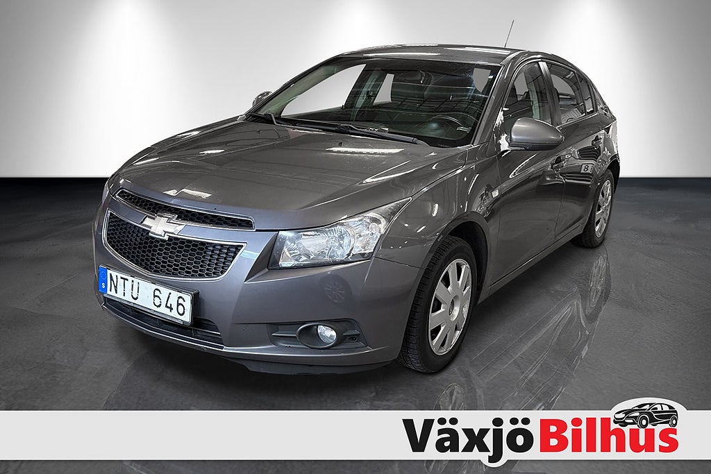 Chevrolet Cruze Halvkombi 1.6 Euro 5, Ny kamrem 