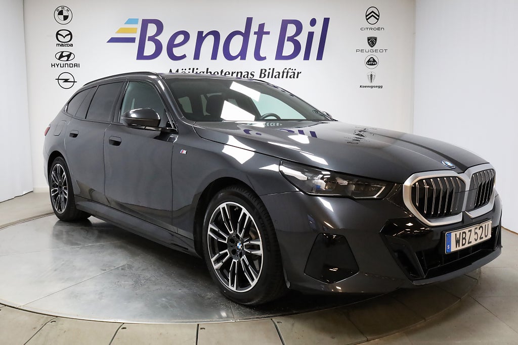 BMW 530e xDrive Touring 2,99% M Sport | HK | Rattvärme | Drag