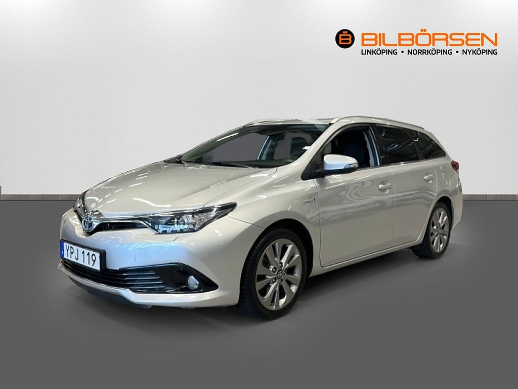 Toyota Auris Touring Sports Hybrid Intense Ed. (M&K)