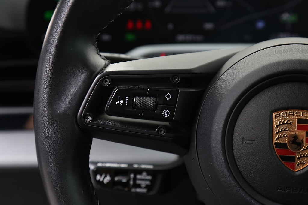 Porsche Taycan 4 Cross Turismo Direct Drive/ic 4