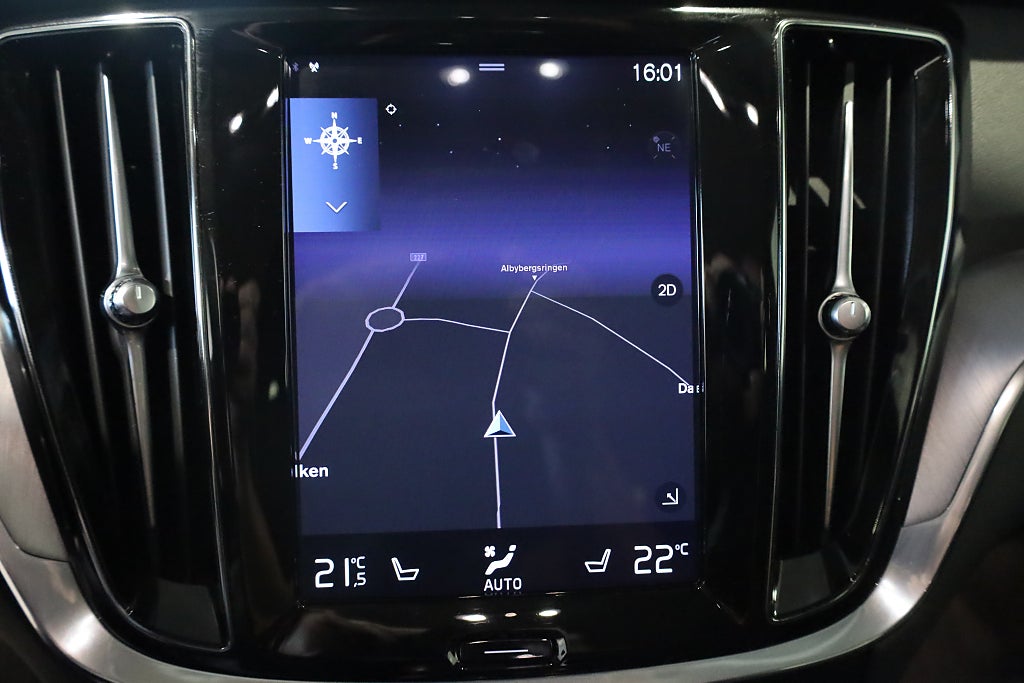 Volvo V60 T6 Twin Engine AWD AUT Momentum Navi VOC Leasbar 2020