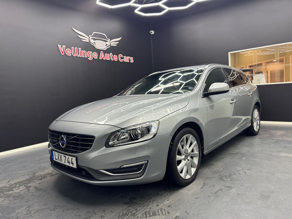 Volvo V60 D4 AWD Geartronic Summum SE UTRUSTNING 