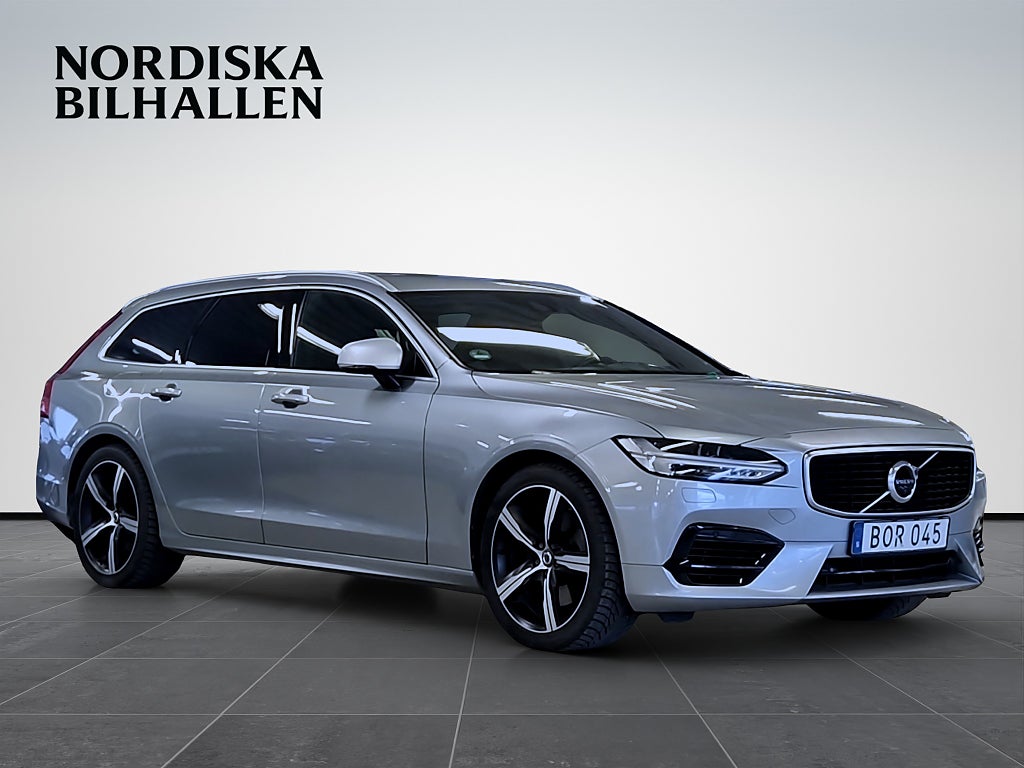 Volvo V90 Recharge T8 AWD Geartronic R-Design Nyservad B&W 360kam