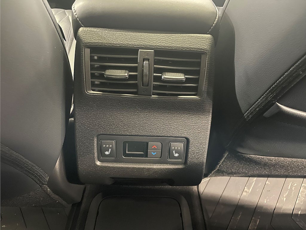 Bild på Mitsubishi Outlander Instyle PHEV Aut 4WD - DEMO