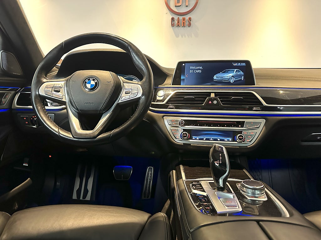 BMW 740 Le XDRIVE 326HK M-SPORT PANO H&K SOFTCLOSE HDU 360°