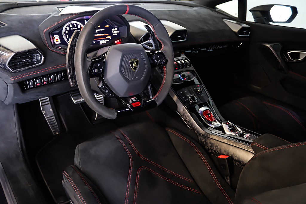 Lamborghini Huracán Performante VAT/MOMS Kolfiber Lift