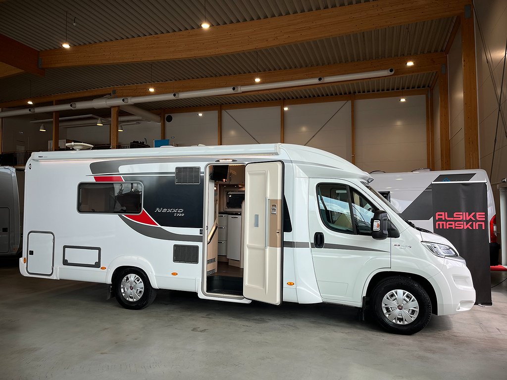 Nexxo T 720 - Bürstner Nexxo T 720 / ALDE / Solcell / Aut 150hk / Långbädd