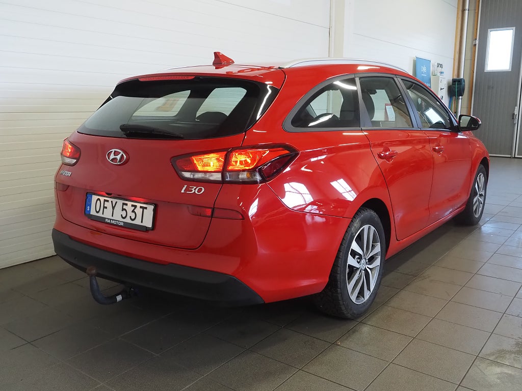 Hyundai i30 Kombi 1.0 T-GDI 120hk Trend Dragkrok Carplay Kamera 2020