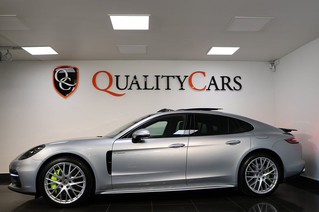 Porsche Panamera 2020 - miniatyr 2