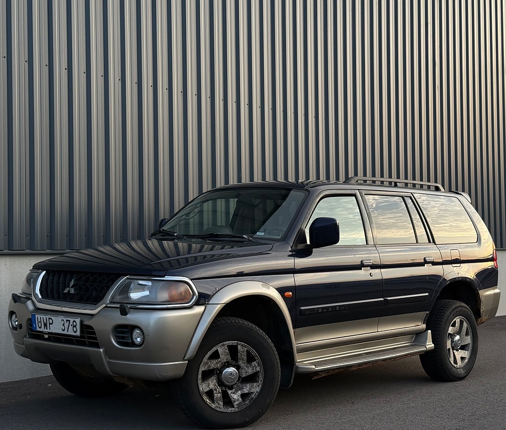 Mitsubishi Pajero 435KR/MÅN Sport 3.0 V6 ES-4WD INVECS-II GLS