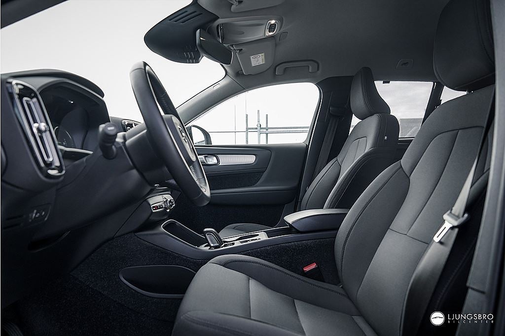 Volvo XC40 Recharge T4 211hk