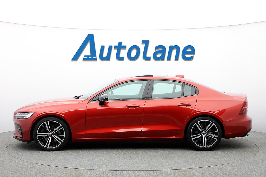Volvo S60 T5 AWD R-Design, 360°, Panorama HUD, H/K, BLIS 250hk