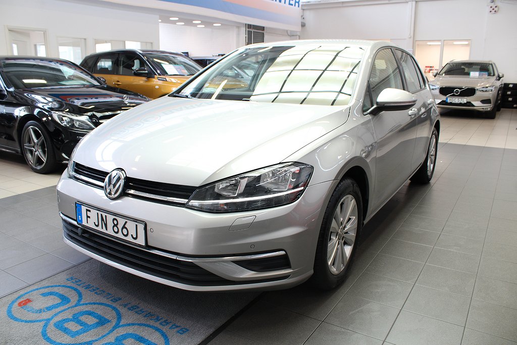 Volkswagen Golf 1.0 TSI Aut/PDC F&B/Apple-CarPlay/Kupevärmare