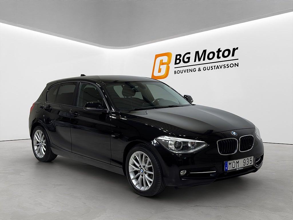 BMW 118d 143HK 5-dörrars Aut Sport line M-värmare/Harman-Kardon