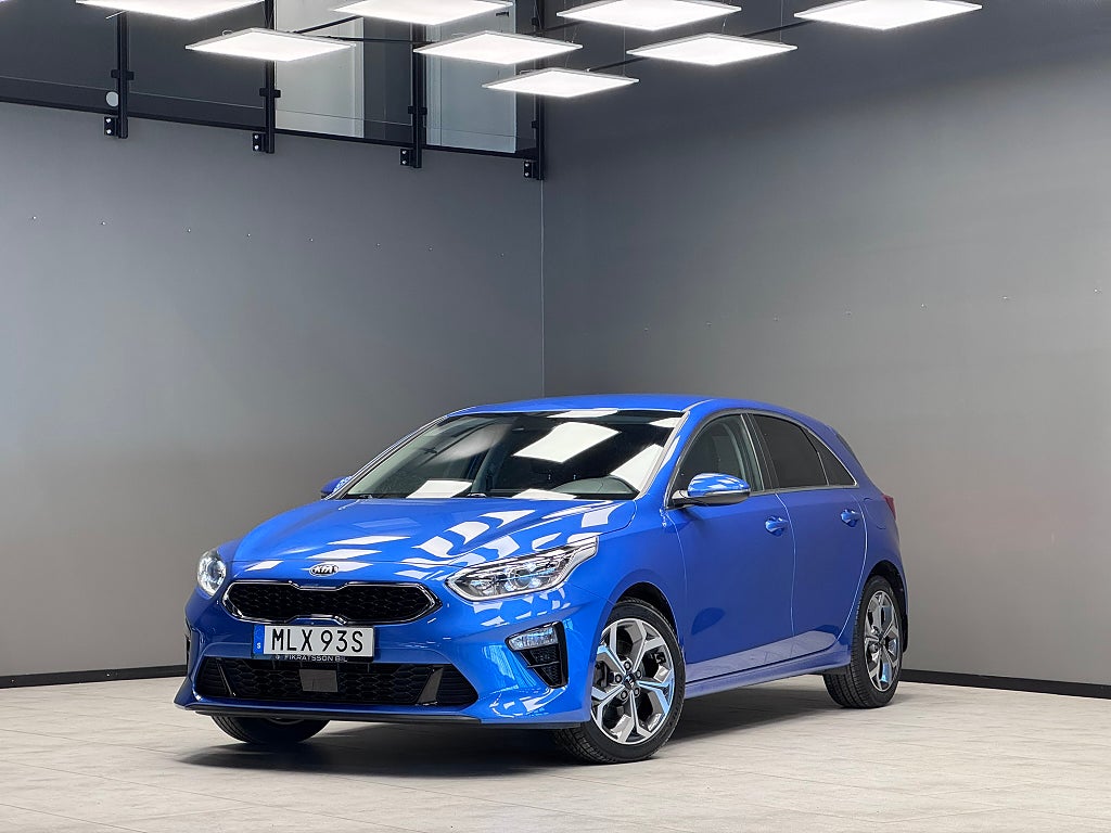 Kia Ceed 1.5 T-GDI DCT Advance Plus / B-kamera / Carplay 