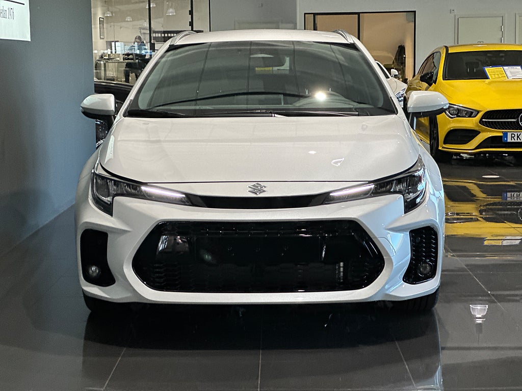 Suzuki Swace 1.8 Hybrid e-CVT Select 140 hk 3 års fri service - bild 10