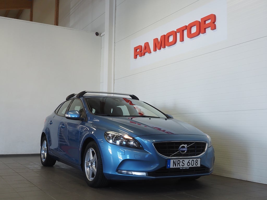 Volvo V40 D2 115hk Your Kinetic | D-värm | 