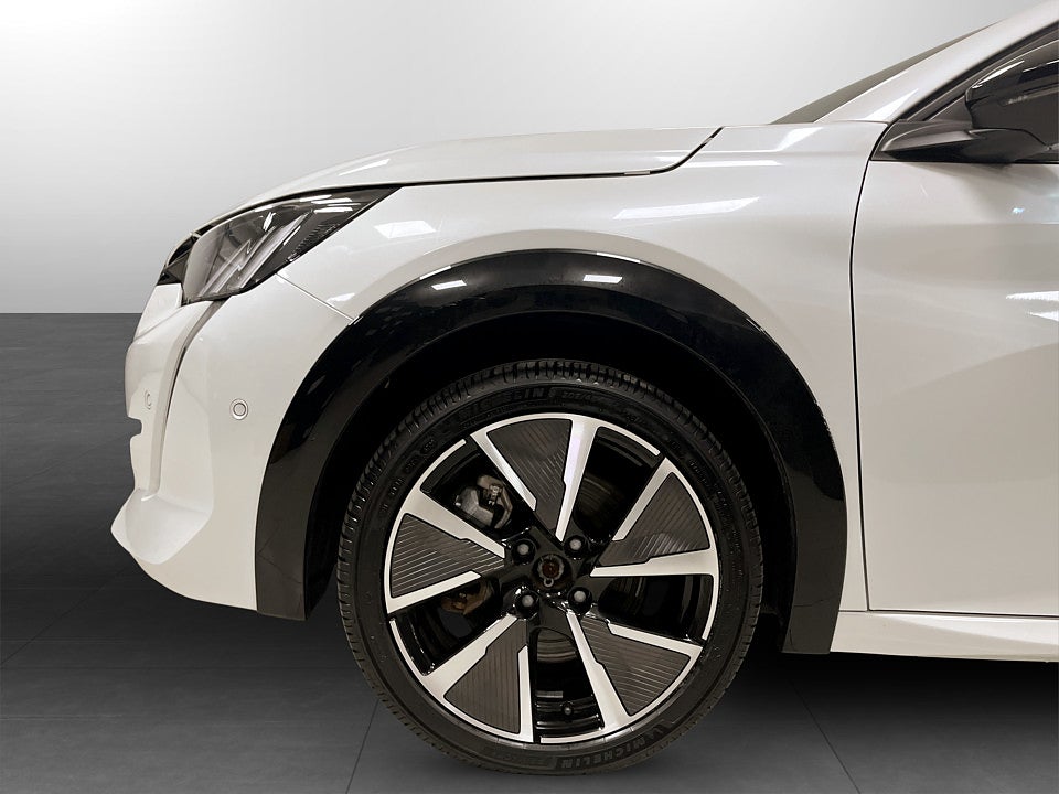 Bild på Peugeot E-208 GT 50kWh 136hk Aut - B-KAMERA, EN ÄGARE