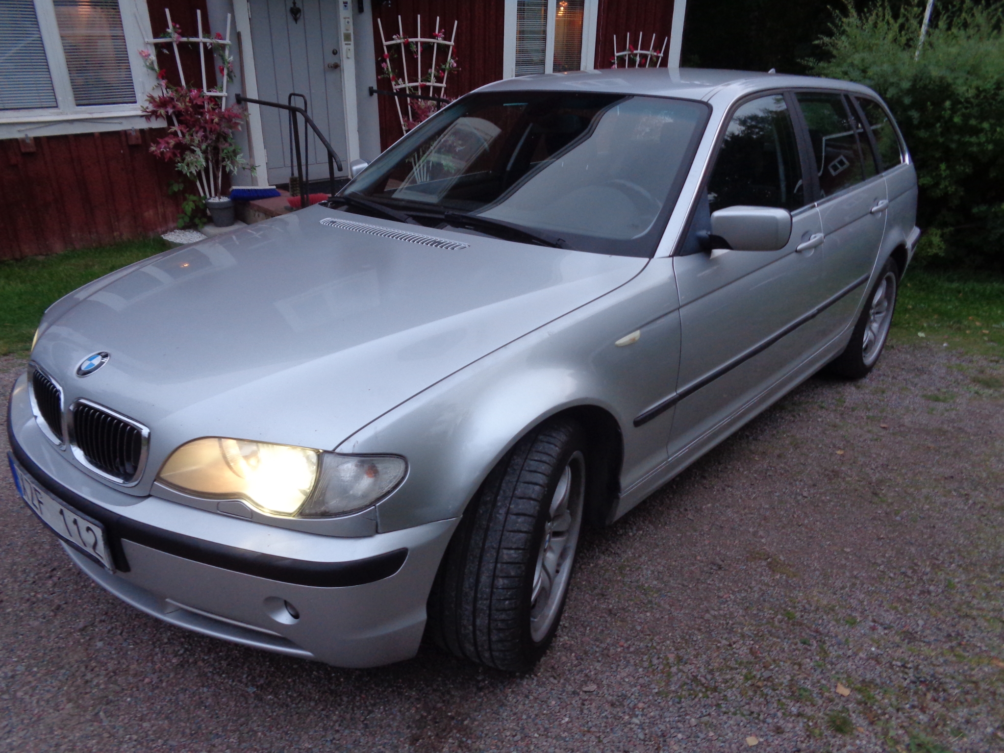 BMW 330 2010, bild 6/35