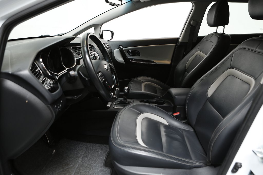 Kia Ceed 1,6 CRDi Business Aut Skinn B-kamera Motorv Drag 2015