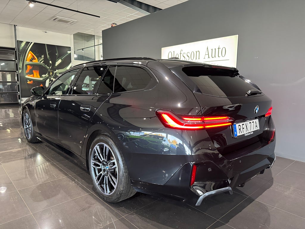 BMW 520d xDrive Touring M Sport Drag Värmare Bowers & Wilkins - bild 2