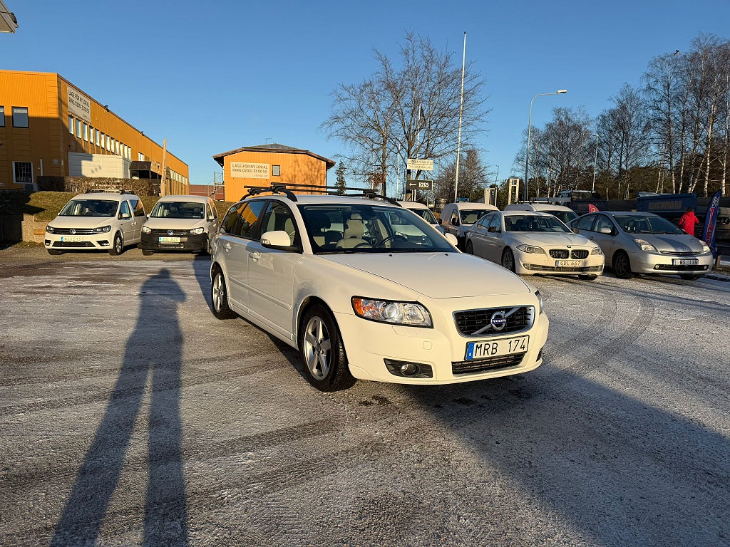 Volvo V50 D3 Geartronic Momentum Euro 5 - KAMREM BYT -AUTO