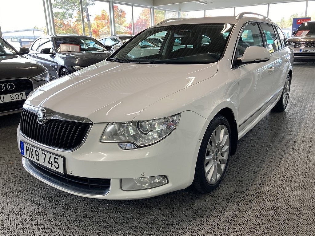 Skoda Superb 2.0 TDI (140hk) 4x4 DSG Automat  Elegance