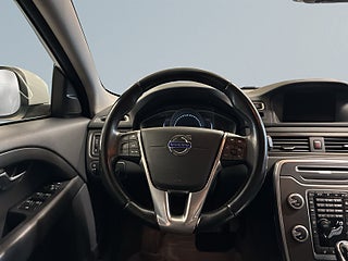Volvo XC70 D4 AWD Momentum Dragkrok Dvärm Navigation Rattvärme S&V
