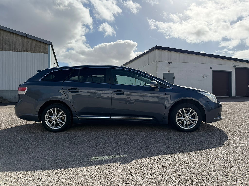 Toyota Avensis Kombi 1.8 Valvematic Multidrive S Business Euro 5