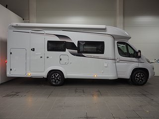 Husbil-halvintegrerad Hobby Optima T 65 HKM On Tour 2 av 12