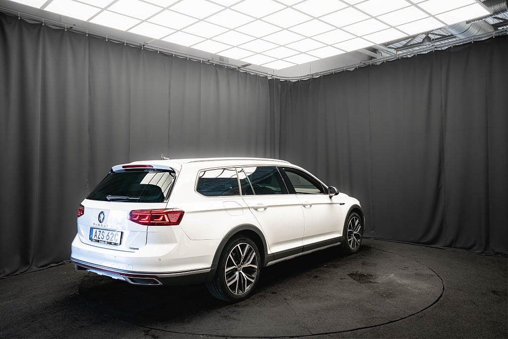 Volkswagen Passat Alltrack TDI 4Motion LÄDER D-VÄRMARE DRAG KAMERA COCKPIT
