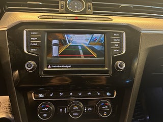 Volkswagen Passat Alltrack 2.0 TDI 4Motion Alltrack Sov-däck/Drag/Mok-värm/D-värm – bild 15