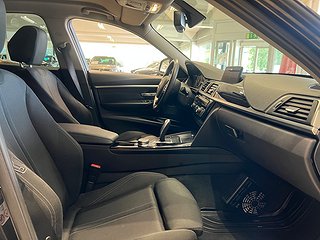 BMW 330 i xDrive Sport line/MoK/Rattvärme/Psens/Navi/S&V