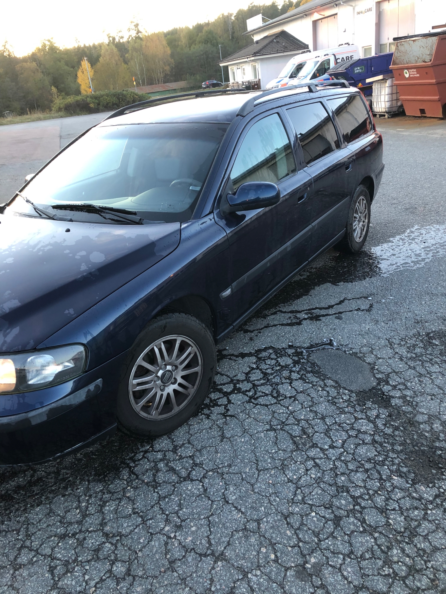 Volvo V70 2.4 Automat 140hk 2003, bild 5/43