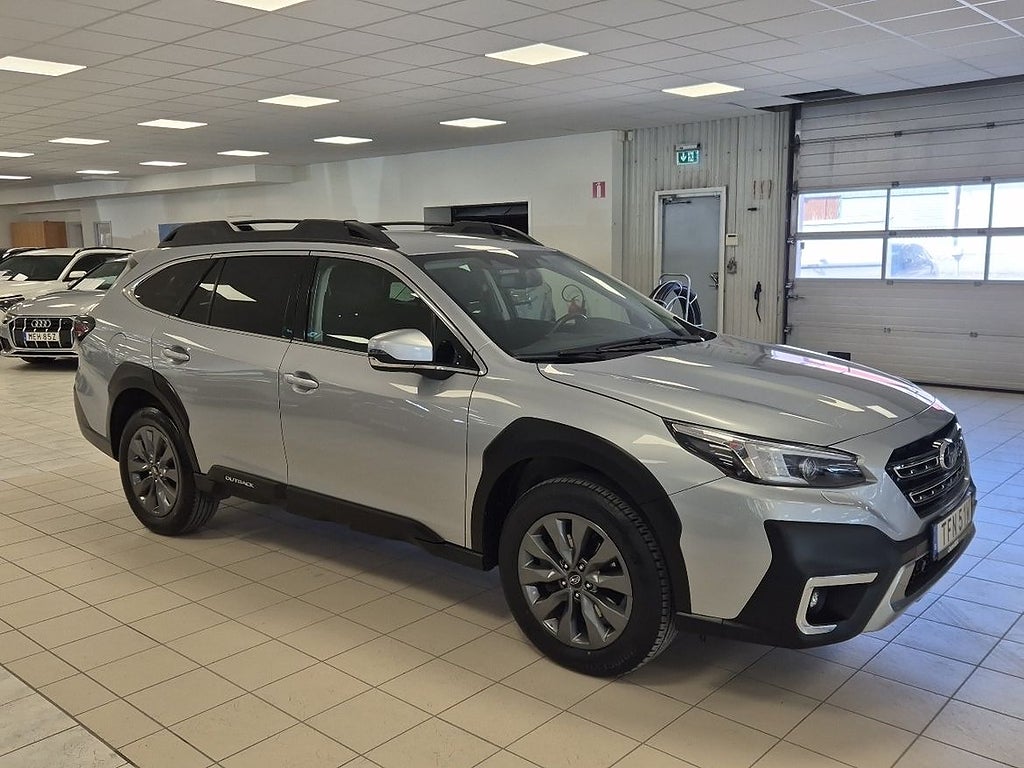 Subaru Outback 2.5 4WD XFuel Adventure V-Hjul Drag M-Värm...