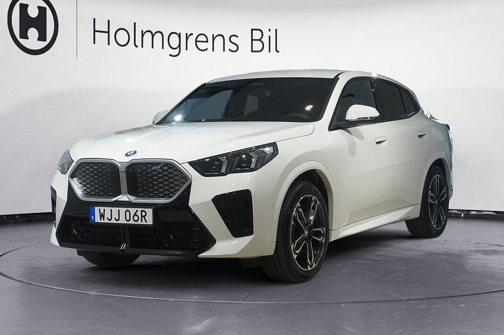 BMW iX2 xDrive30 2,95% ränta M Sport Active Ed Drag DA