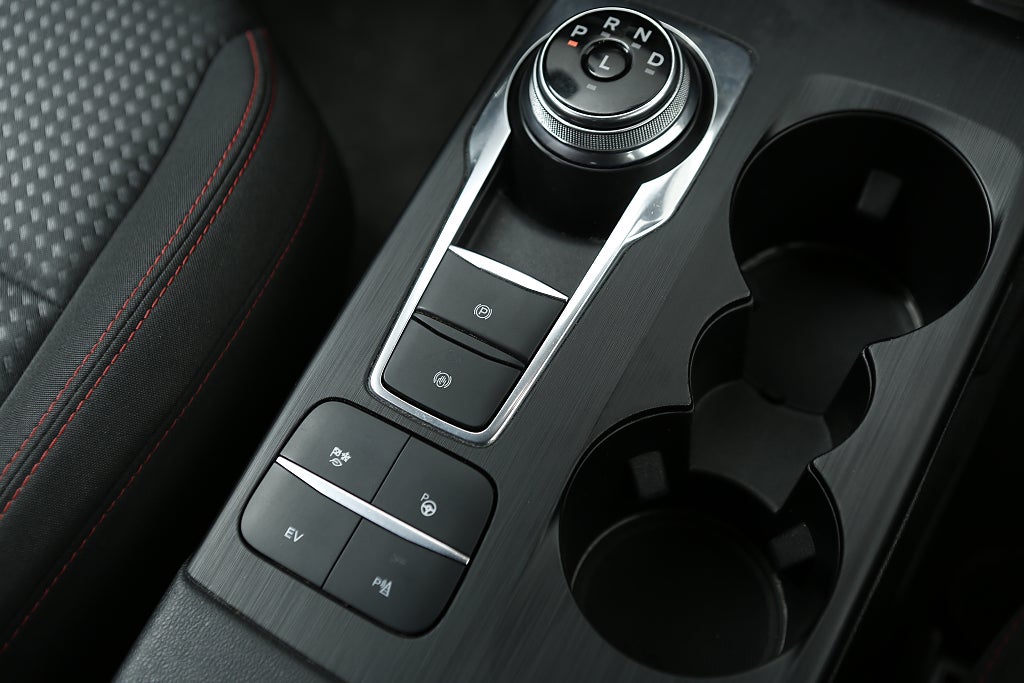 Ford Kuga Plug-In Hybrid E-CVT ST-Line Navi Drag Leasbar