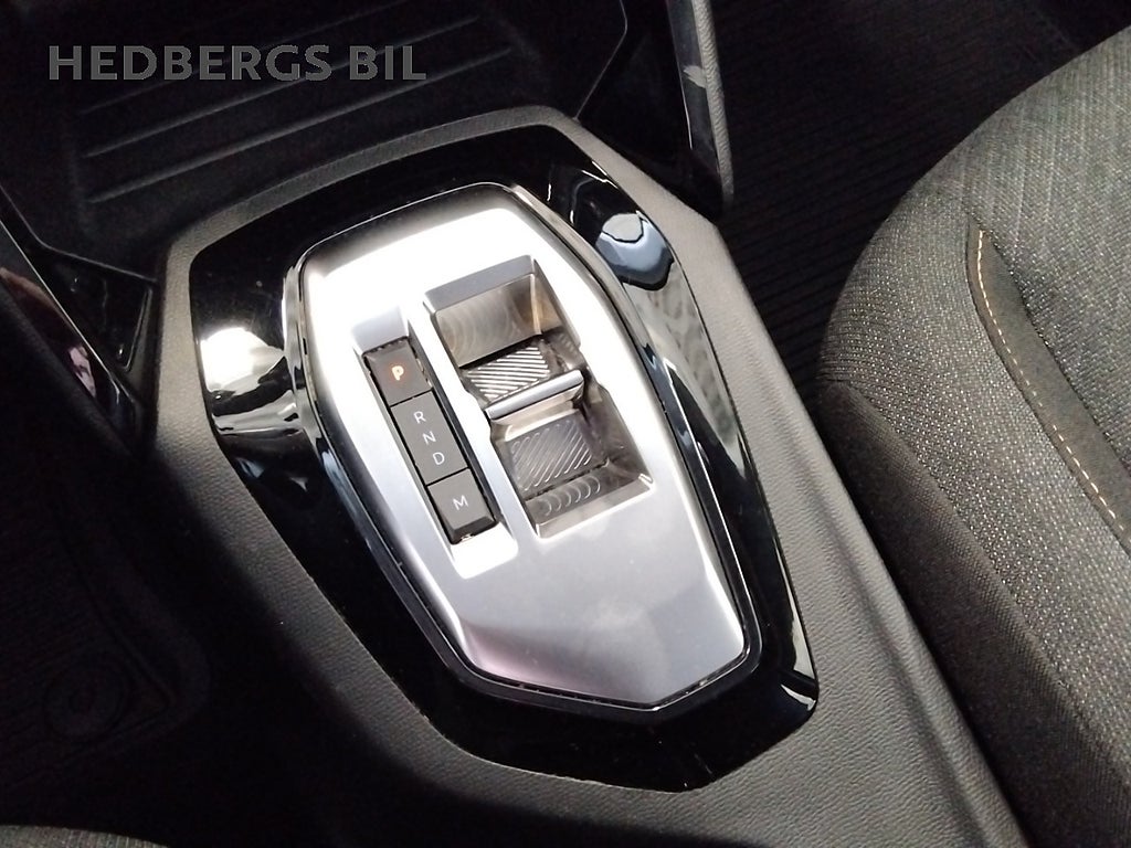 Peugeot 208 HYBRID 100 e-DSC STYLE thumbnail