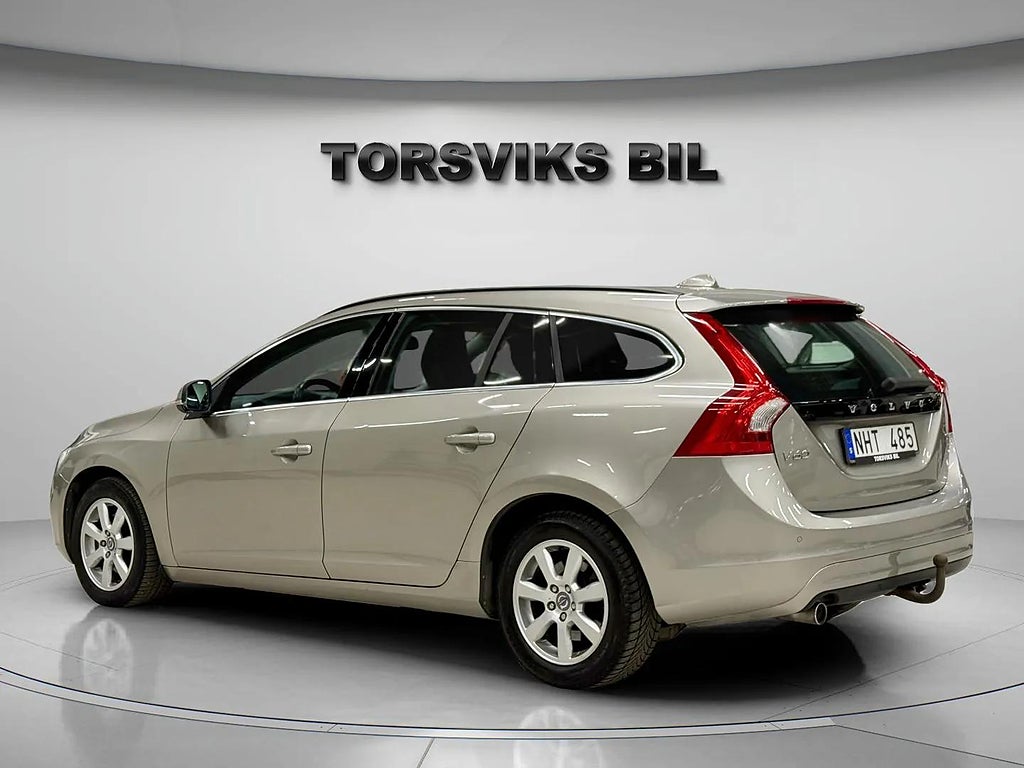 Volvo V60 D3 Momentum Gps Lucka Rattvärme  2 Ägare - miniatyr 4