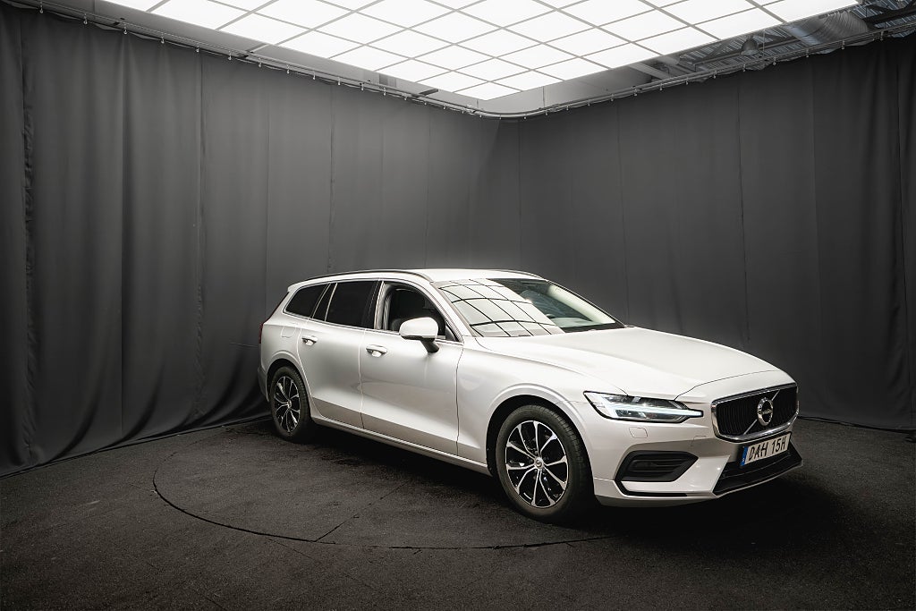 Volvo V60 B4 Advanced KAMERA D-VÄRMARE 1-ÄGARE ADAPTIV-FART MOMS