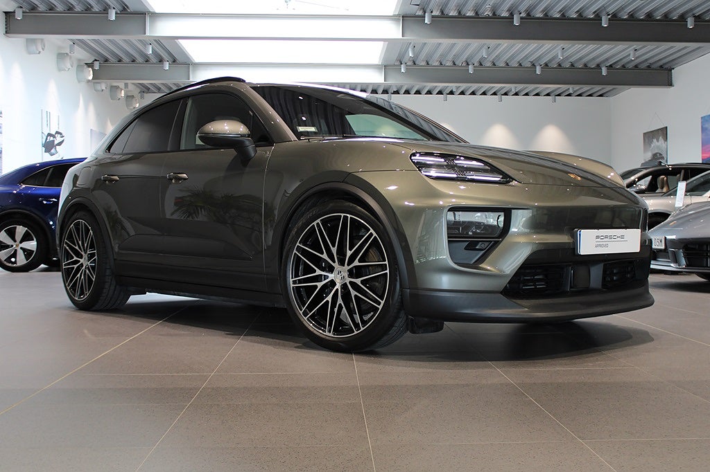 Porsche Macan 4