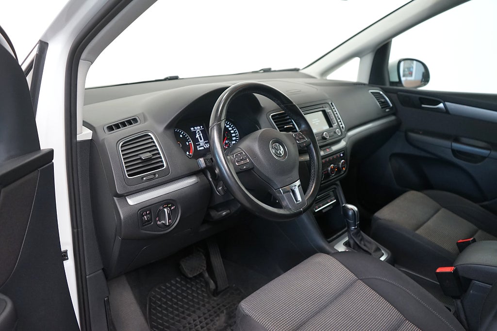 Volkswagen Sharan 7-seater 2.0 TDI Masters Automat Panorama Drag 140hk