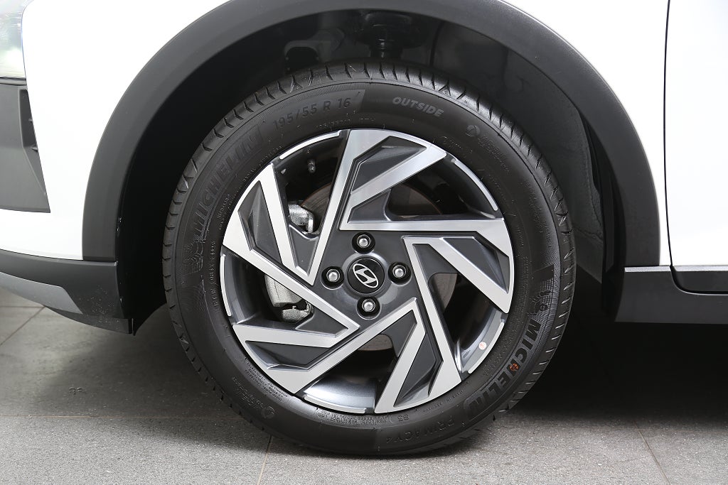 Hyundai Bayon 1.0 T-GDI DCT Essential | 100HK | Fd Demo 2026