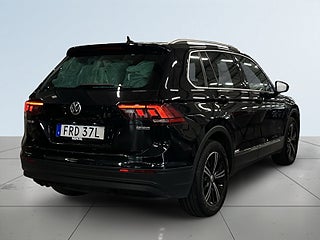 Volkswagen Tiguan 2.0 TSI 4Motion DSG S&V-hjul/Pvärm/Carplay/Rattvärme