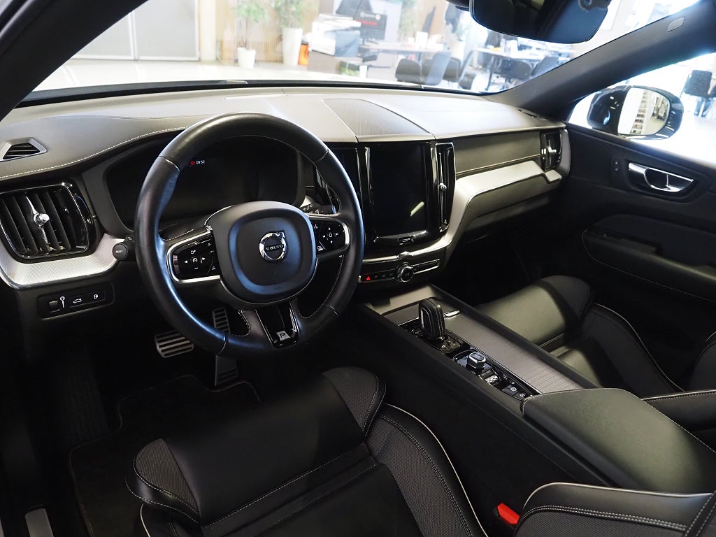 Volvo XC60 T8 Twin Engine 392hk AWD  R-Design |Drag|Pano|Navi|21"| 2020