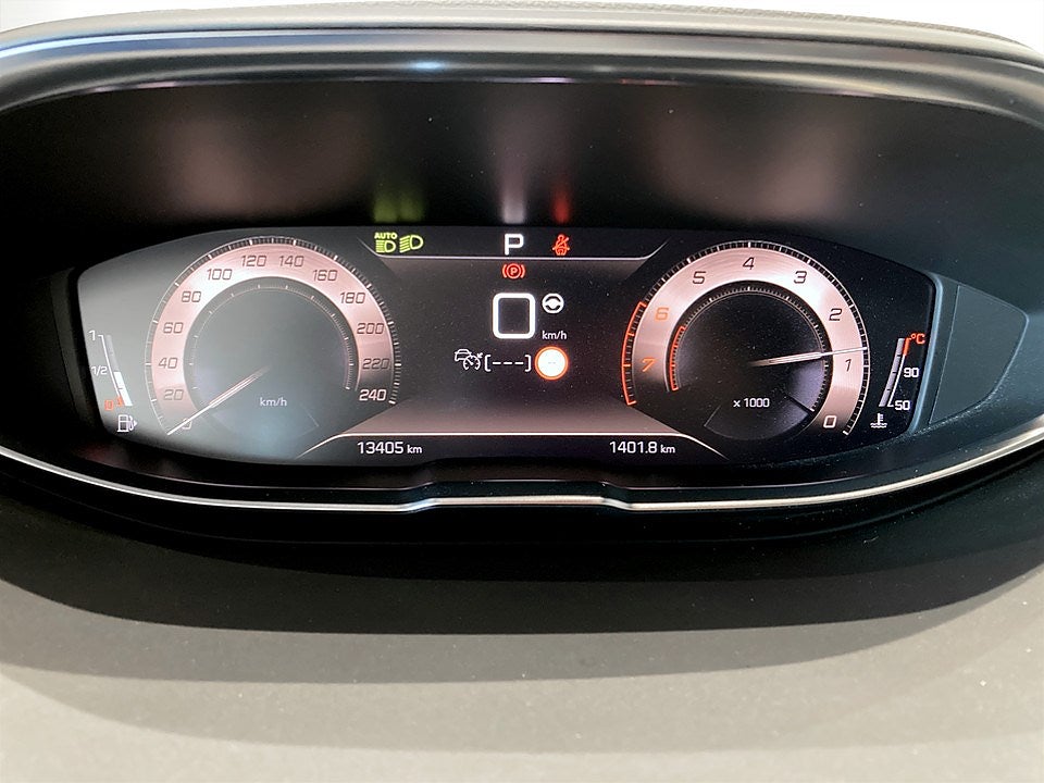 Bild på Peugeot 3008 GT 1.2 PT 130hk Aut - B-KAMERA, CARPLAY