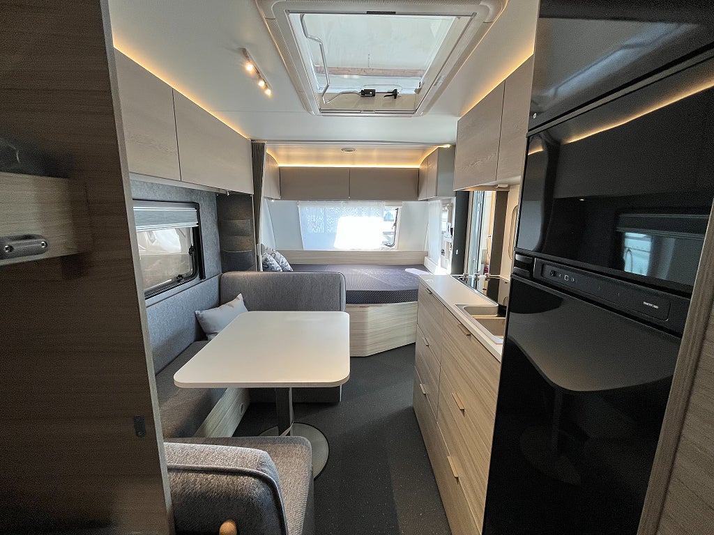 Adria Altea 552 PK / Barnkammare / 7 bäddar / 1695kr/månad - Adria