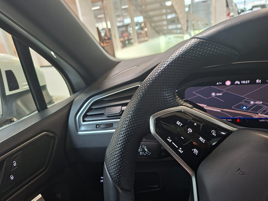 Volkswagen Tiguan 2021 - miniatyr 21
