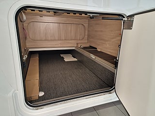 Husbil-halvintegrerad Kabe CLASSIC 740 LXL 20 av 21