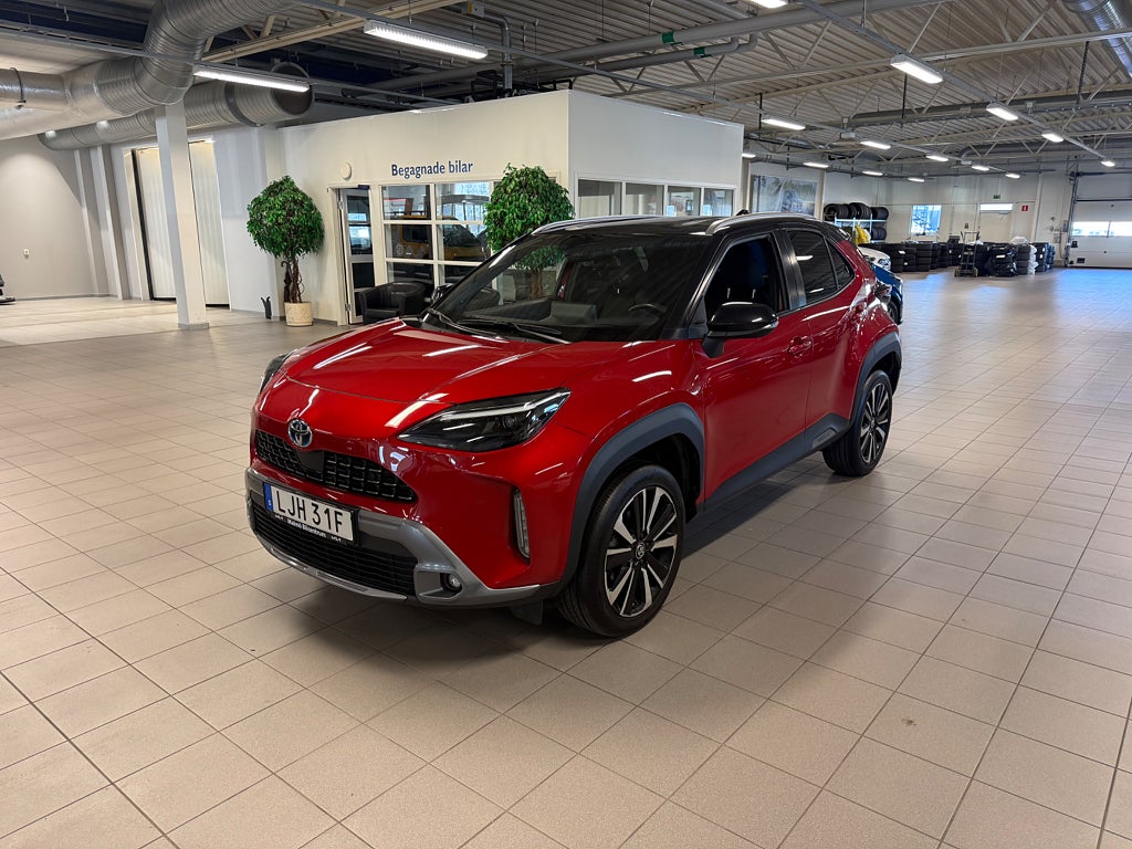 Toyota Yaris Cross Hybrid AWD-i e-CVT Premiere Edition 